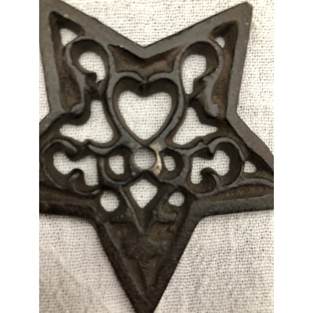 Vintage Rustic Cast Iron Star Trivet Heart Scroll Design Farmhouse Decor  3"